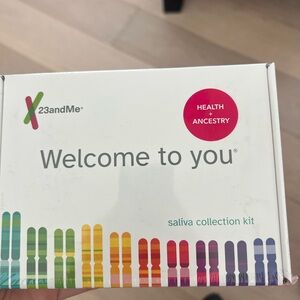 23andMe Saliva Collection Kit